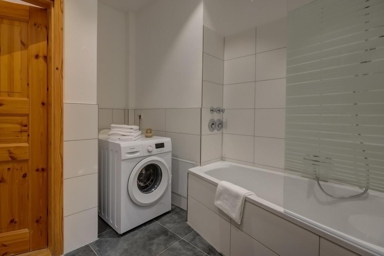Kaza Guesthouse, Centrally Located 2 & 3 Bedroom Apartments In Aψβούργη Εξωτερικό φωτογραφία