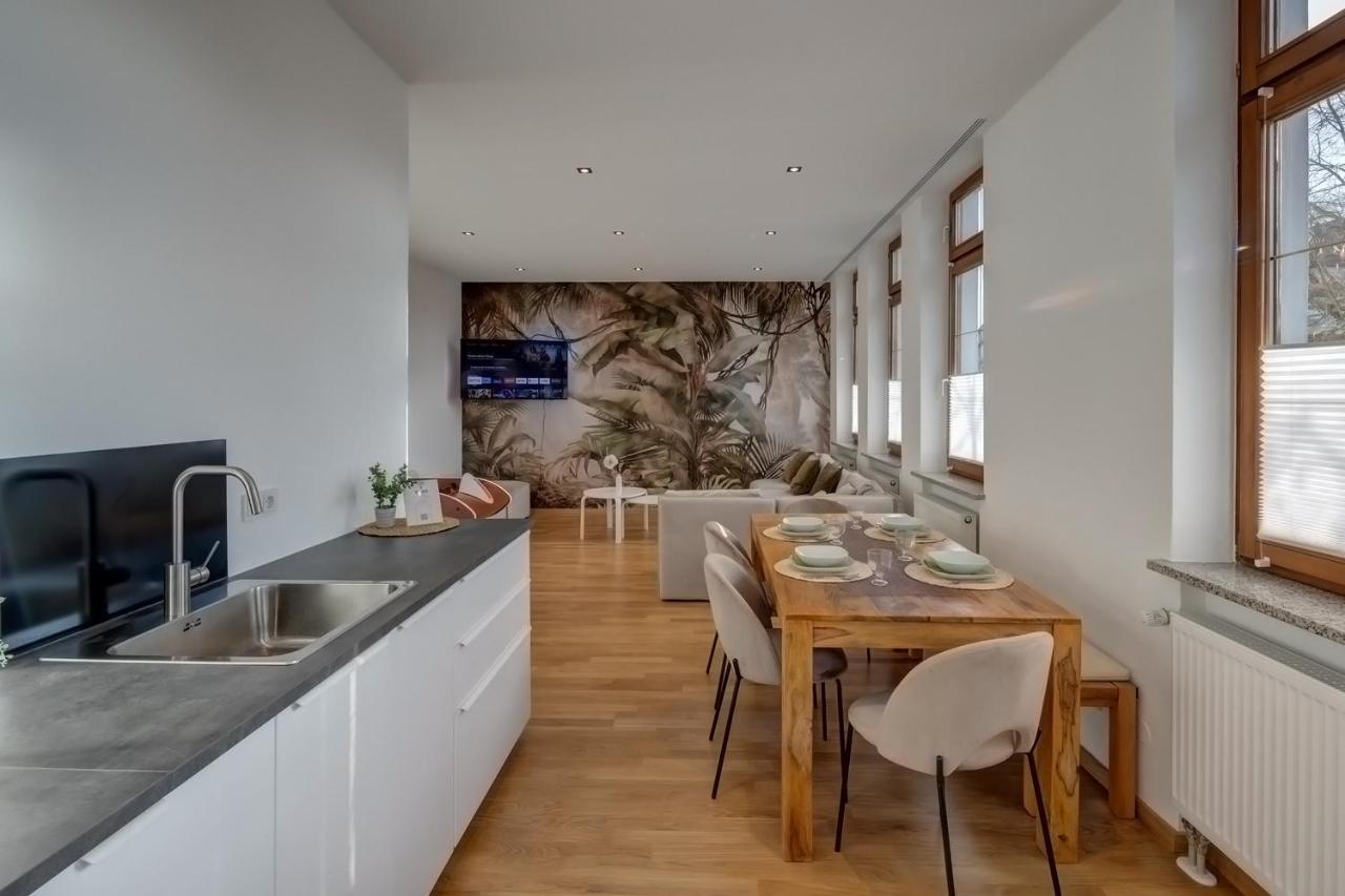 Kaza Guesthouse, Centrally Located 2 & 3 Bedroom Apartments In Aψβούργη Εξωτερικό φωτογραφία