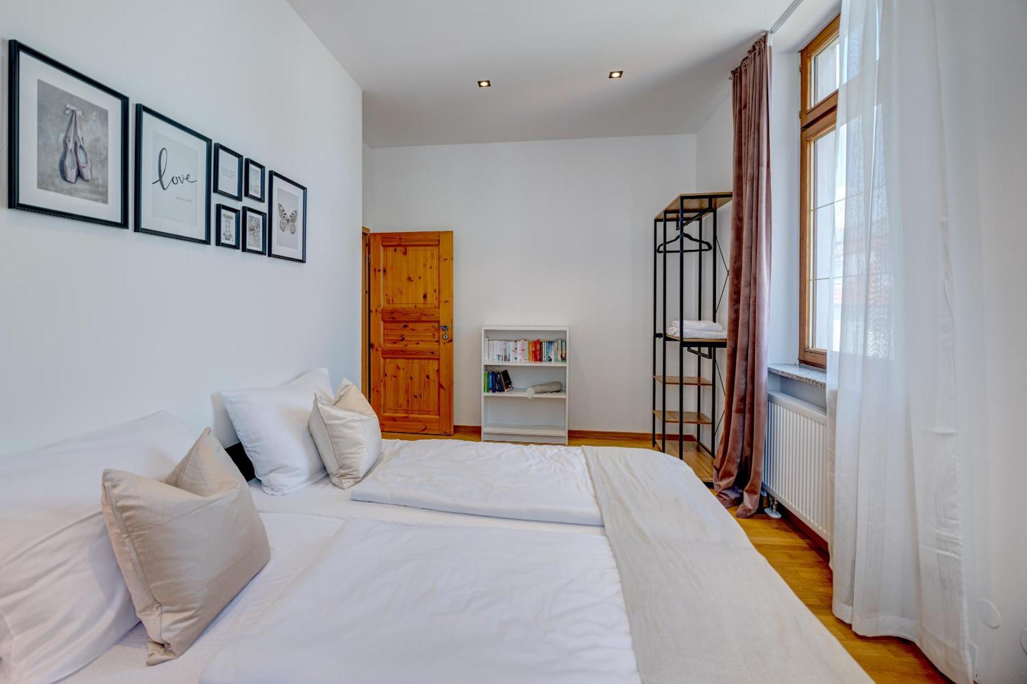 Kaza Guesthouse, Centrally Located 2 & 3 Bedroom Apartments In Aψβούργη Εξωτερικό φωτογραφία